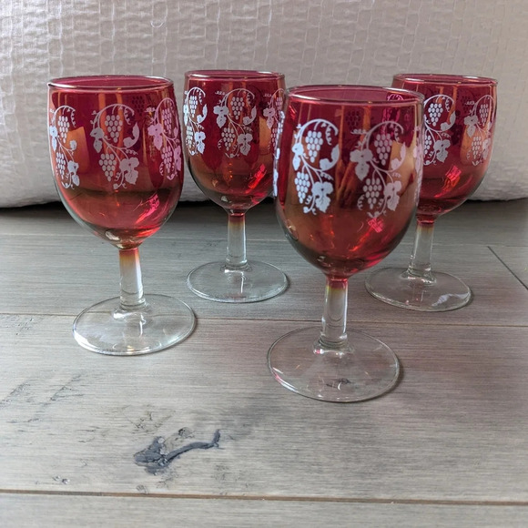 West Virginia Glass Co Ruby Cranberry/Ruby Glass Set of  4 Vintage - Picture 1 of 7